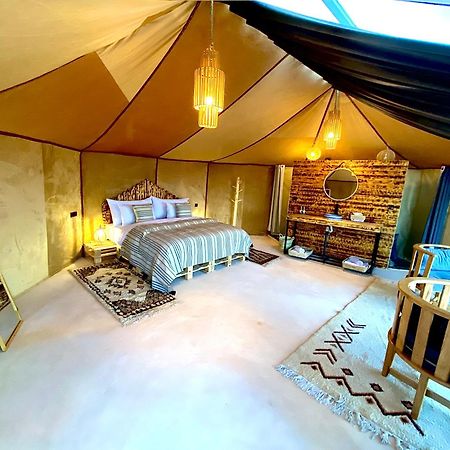 Отель Sky View Camp Мерзуга Экстерьер фото