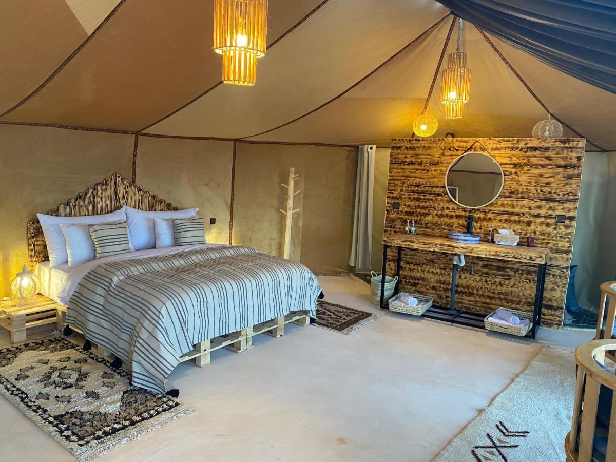 Отель Sky View Camp Мерзуга Экстерьер фото